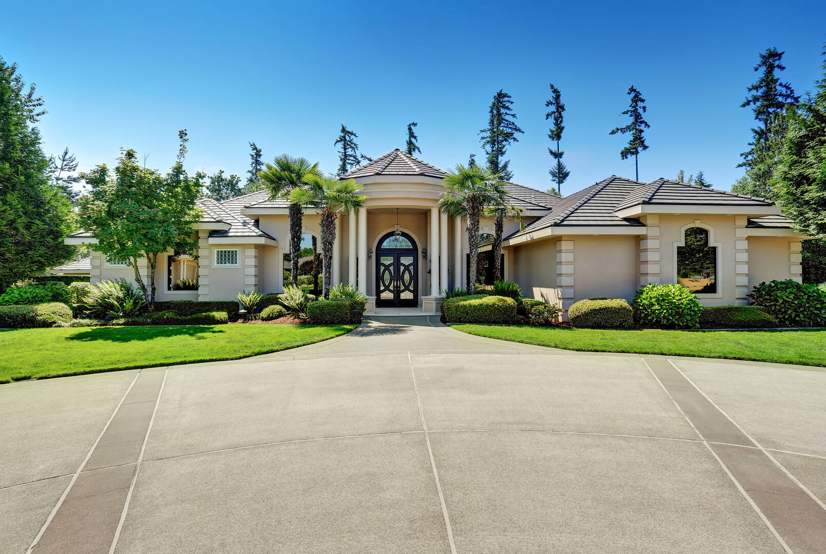 Lynn LeMaster, Broker Associate/REALTOR logo