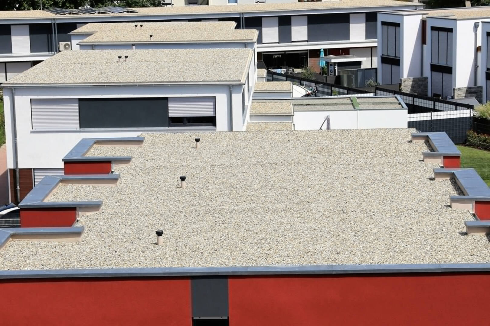 Viking Roofing & Construction logo