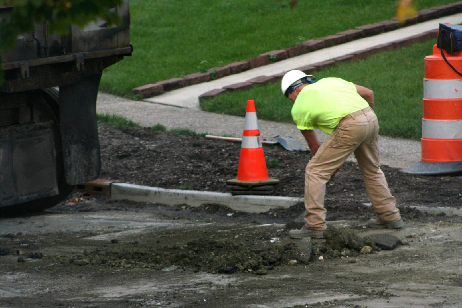 Abbotts' Construction Services, Inc. logo